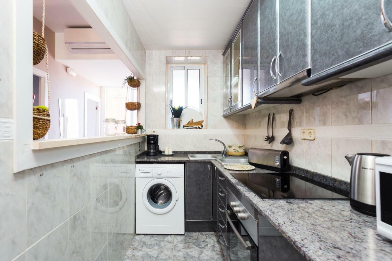 Friendly Family Poble-Sec Apartment Barcelona Luaran gambar